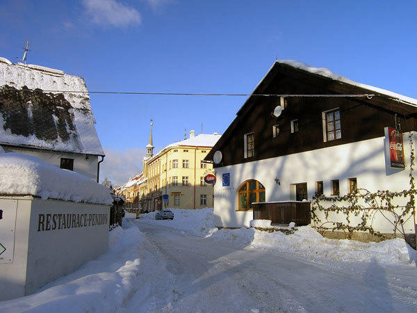 Svoboda nad Úpou Penzion Mestansky Dum מראה חיצוני תמונה